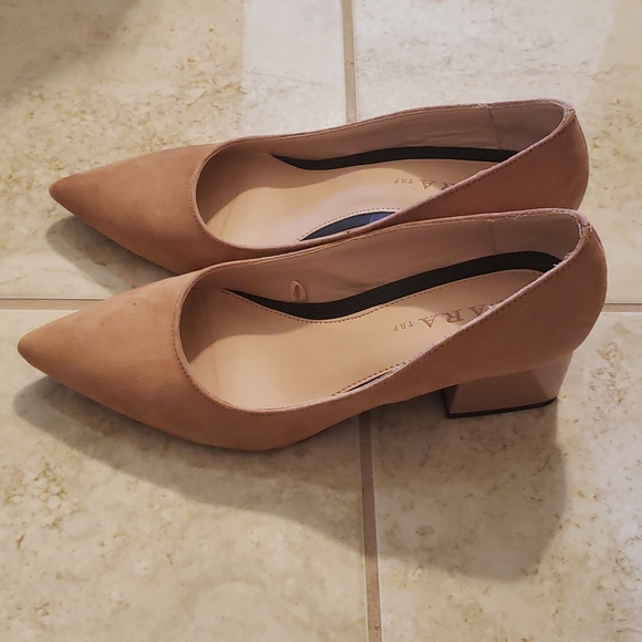 Zara Peachy Beige Heels EU35 - Picture 2 of 3